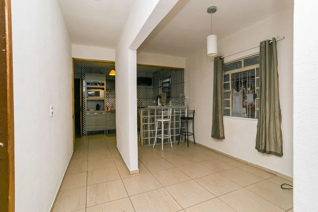 Imagem Casa de 2 dormitórios à venda Bairro no Vila Nova - Porto Alegre