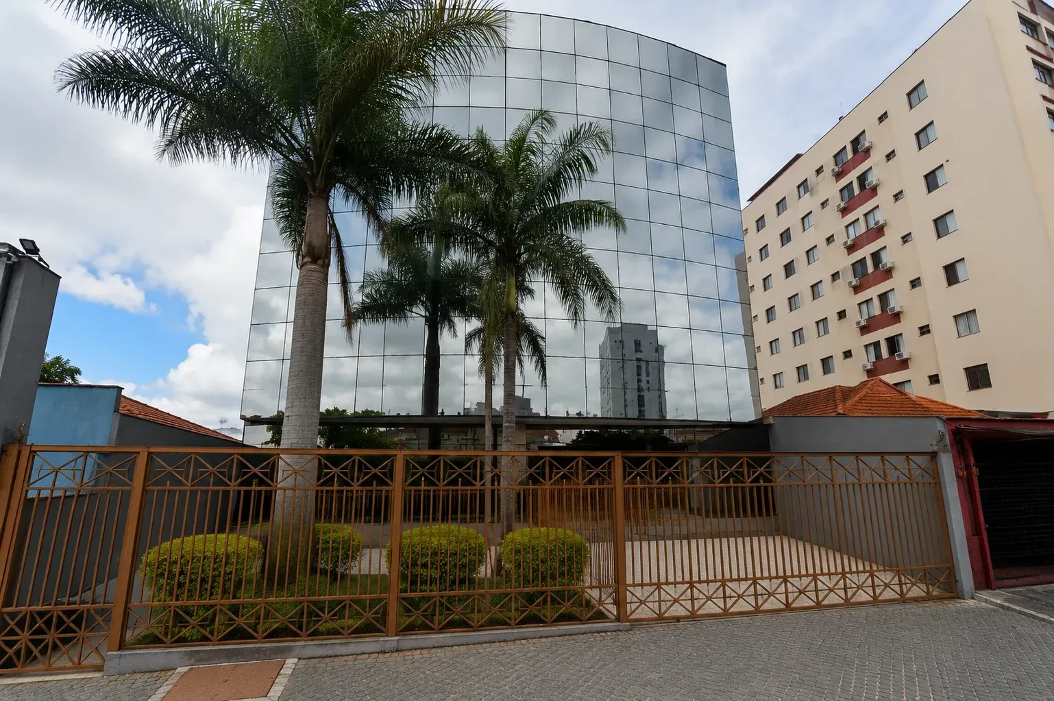 Imóvel Comercial para Alugar, 1246 metros em Vila Osasco - Osasco