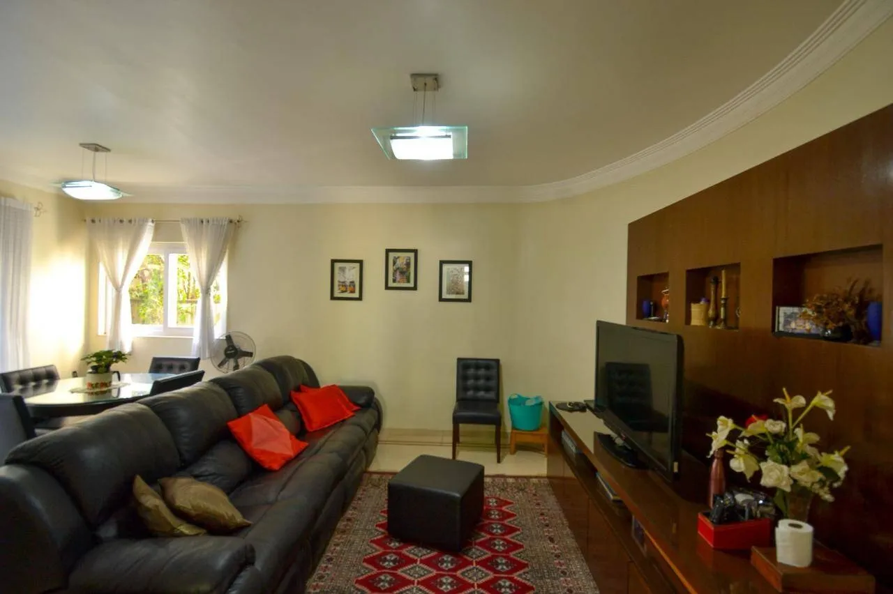 Imagem Luxuosa Casa com 4 Suítes à Venda em Alphaville - Santana de Parnaíba/SP