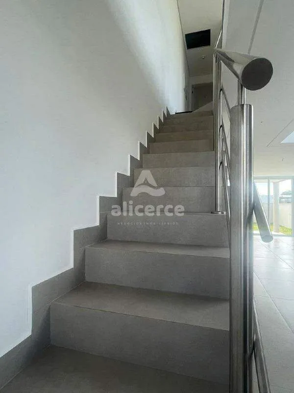 Imagem Casa à venda com 3 quartos 1 suíte, 148m² em Campeche Florianópolis