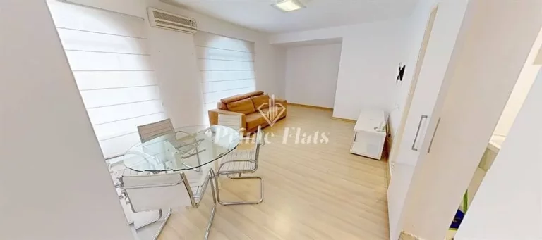 Imagem Flat disponível para locação no Saint Régis no Jardim Paulista, com 70m², 1 dormitório e 1 vaga de garagem