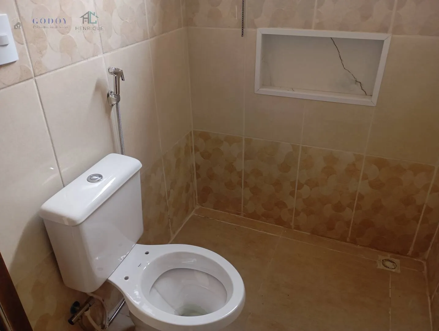 Imagem Qualidade de Vida: Casa com 3 Quartos e Espaço para Lazer