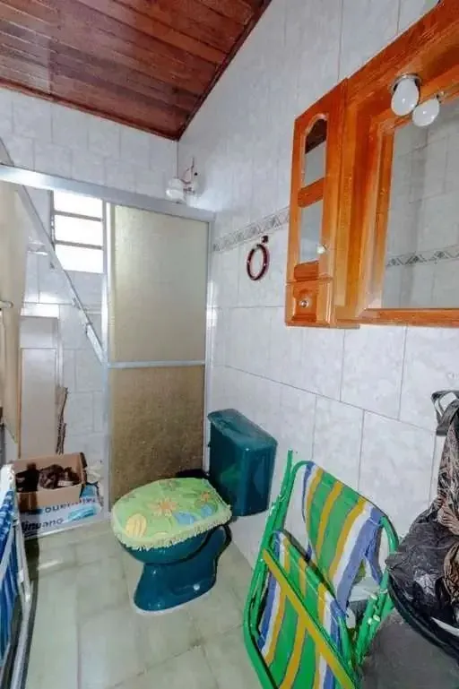 Imagem Casa à venda com 3 dormitórios, 1 suíte e espaço gourmet em terreno alto