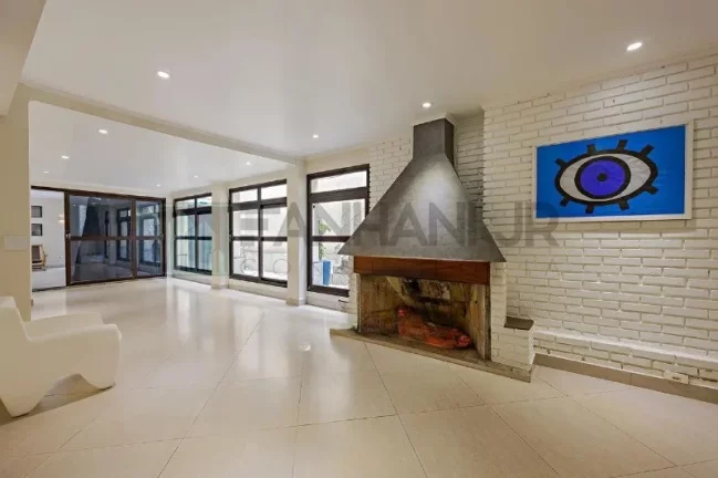 Imagem Imperdível oportunidade: Casa à venda em São Paulo-SP, Vila Romana, 4 quartos, 1 suíte, 6 salas, 6 banheiros, 2 vagas, 390m².