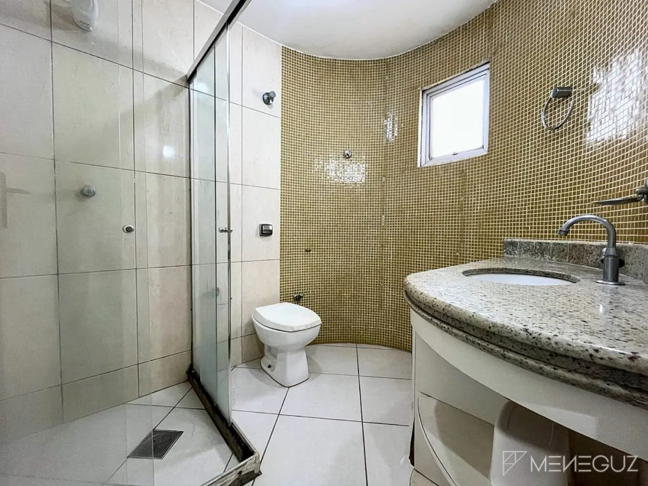 Imagem Apartamento 3 quartos a venda de frente total para a Praia do morro em Guarapari