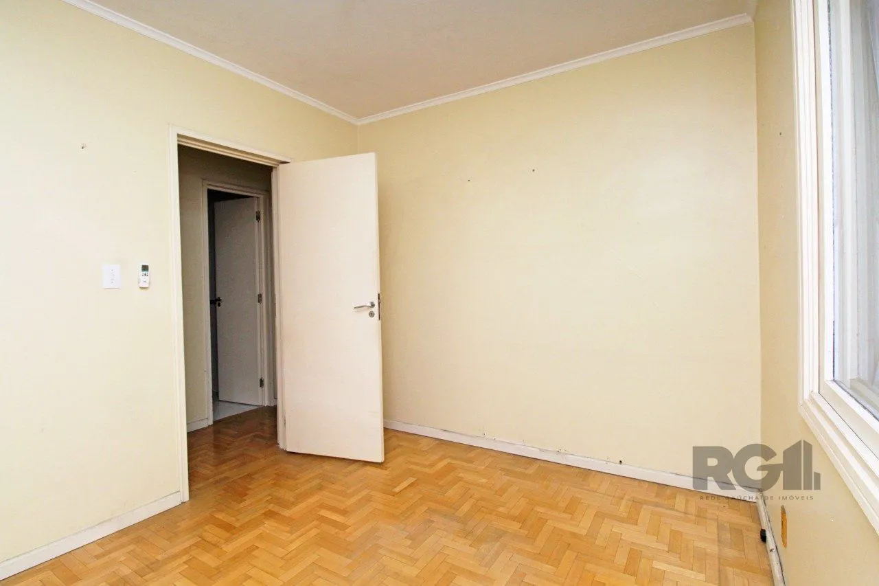 Imagem Venda Apartamento de três dormitórios, 01 vaga de garagem, com elevador