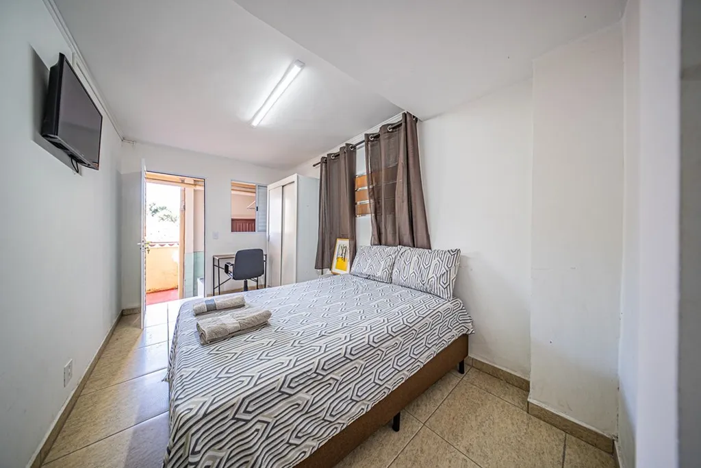Imagem Casa à venda em São Paulo, Vila Mariana, com 6 quartos, 256.6m2