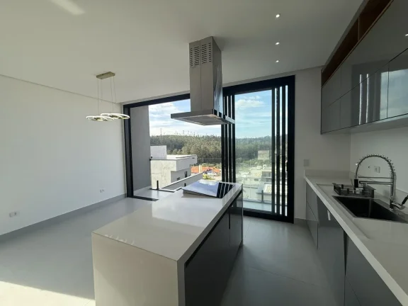 Imagem Linda Casa de 3 Suítes, Sauna, Piscina, Cascata Deslumbrante