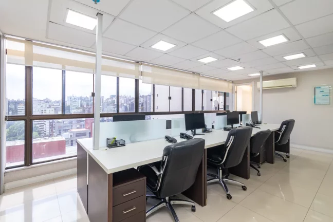 Imagem Sala para venda no bairro Moinhos de Vento em Porto Alegre