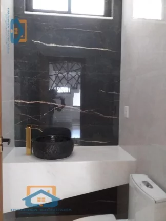 Imagem CASA NOVA DE TRES QUARTOS NO IDEAL