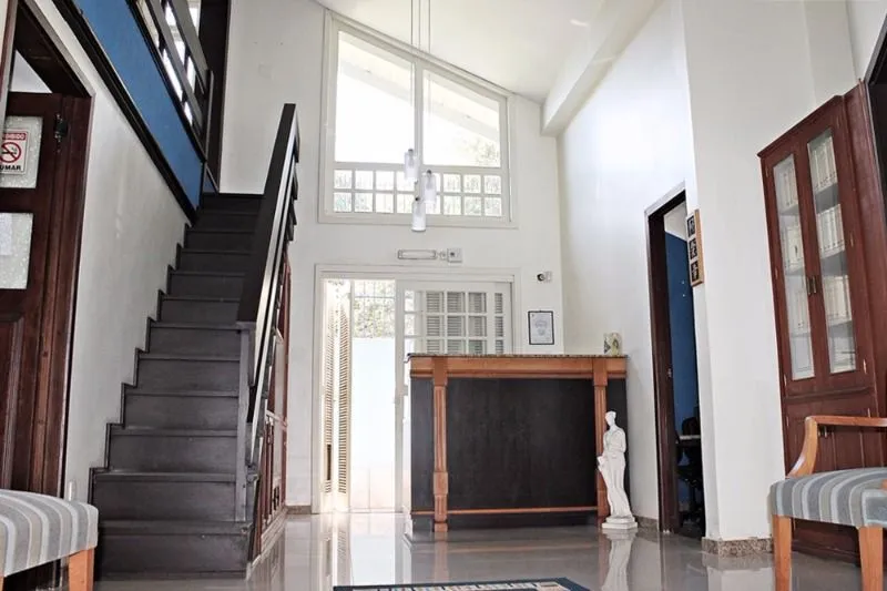 Imagem Predio para Venda - 236m², 0 dormitórios, 4 vagas - Menino Deus