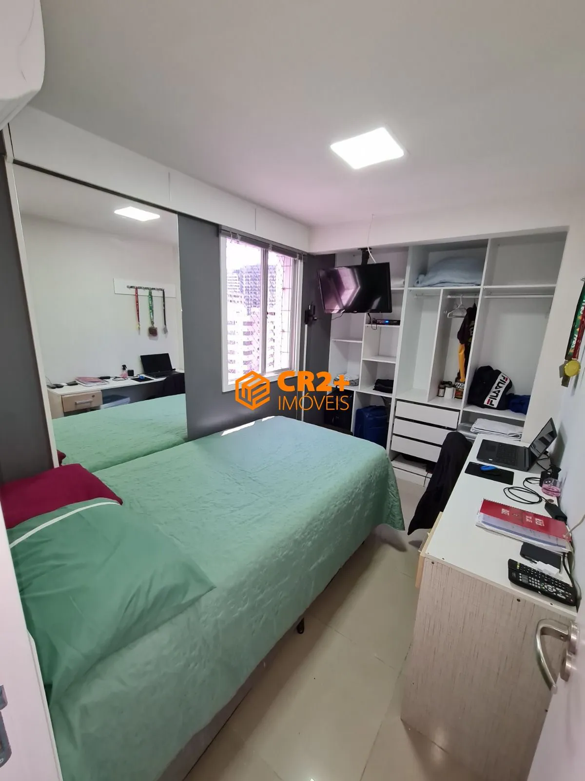 Imagem Vendo apartamento 03 quartos 01 suíte 01 vaga de garagem 115 m2 em Boa Viagem.