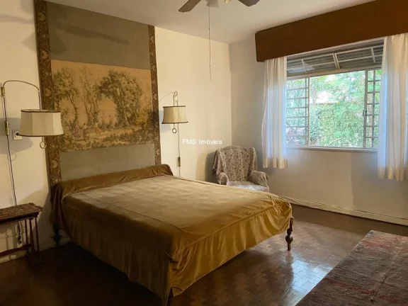 Imagem Casa com 4 dormitórios no Campo Belo