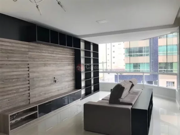 Imagem Mansão Suspensa - GIGANTE TERRAÇO EM