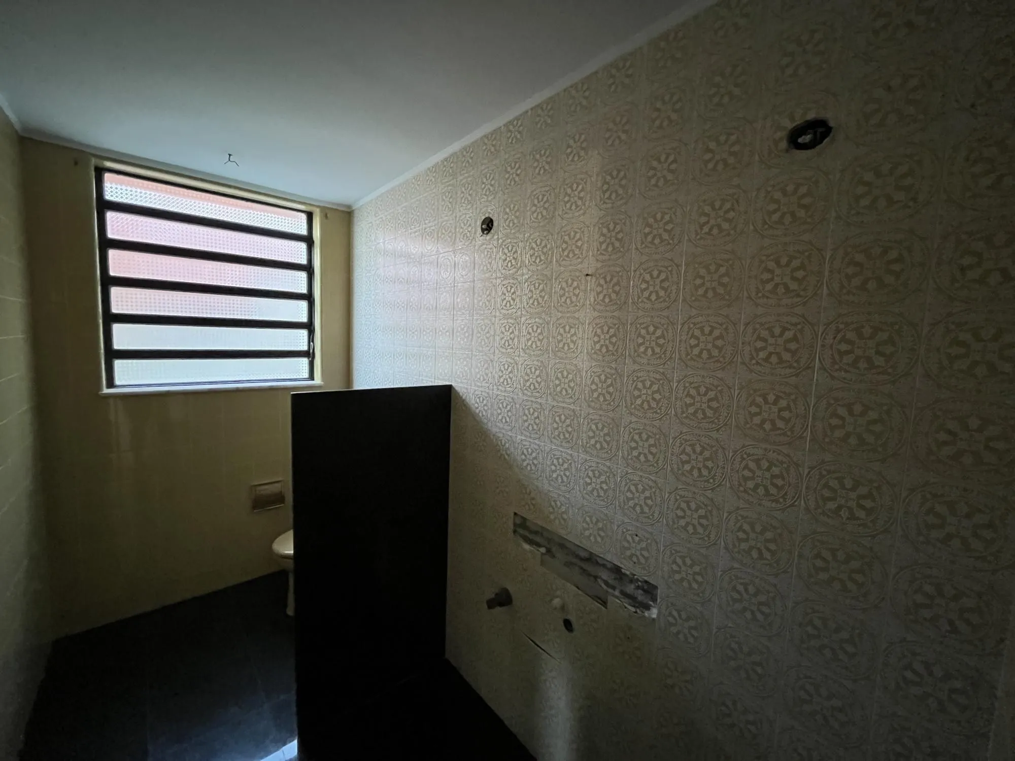 Imagem Casa de 4 quartos, 2 suítes e 2 vagas de garagem no bairro Boa Vista em POA