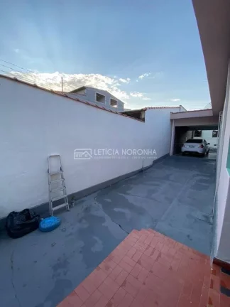 Imagem Casa à Venda