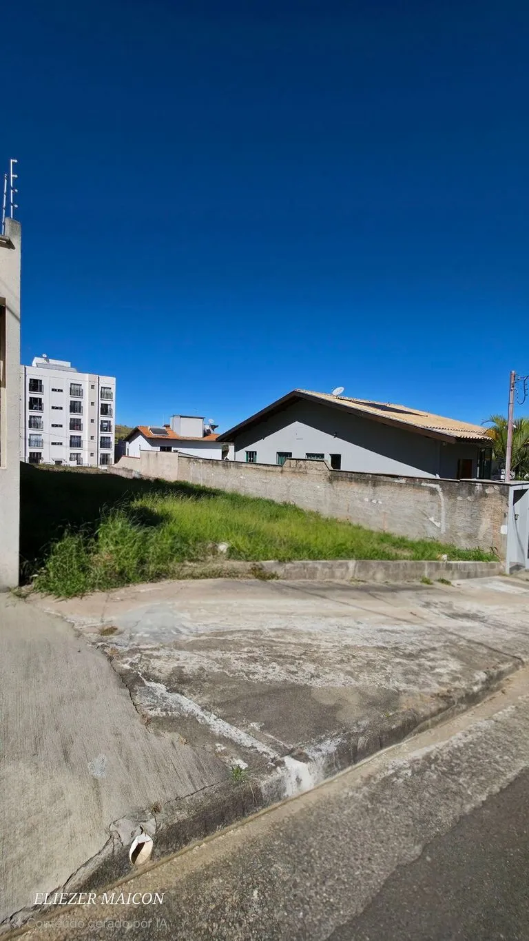 Imagem Terreno plano a venda no bairro green ville em Poços de Caldas - MG