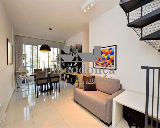 Imagem Cobertura Duplex Pinheiros com 2 suítes e 1 vaga, 168 m2