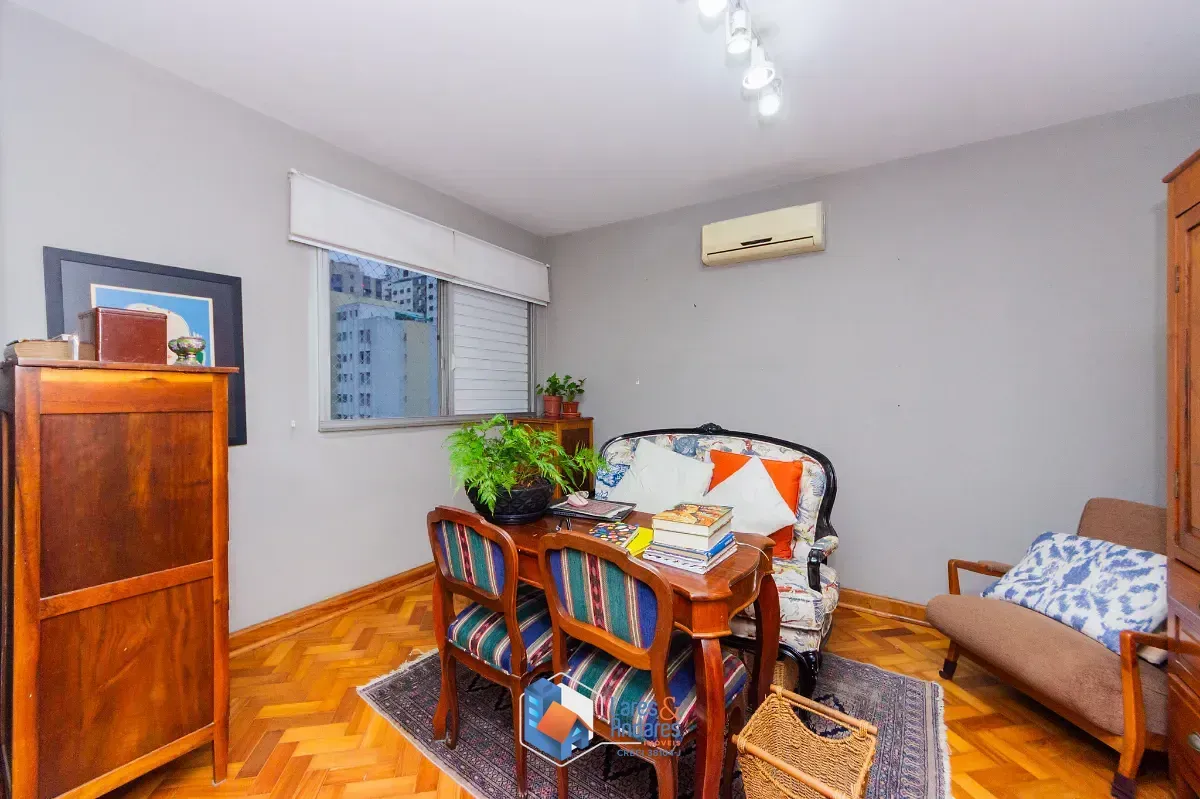 Imagem Apartamento para venda em Campo Belo com 4 quartos, sendo 1 suíte, 180m²