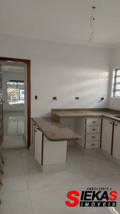 Imagem Oportunidade imperdível! Casa à venda em São Paulo-SP, Vila Carrão: 3 quartos, 1 suíte, 1 banheiro, 2 vagas, 175m². Confira!