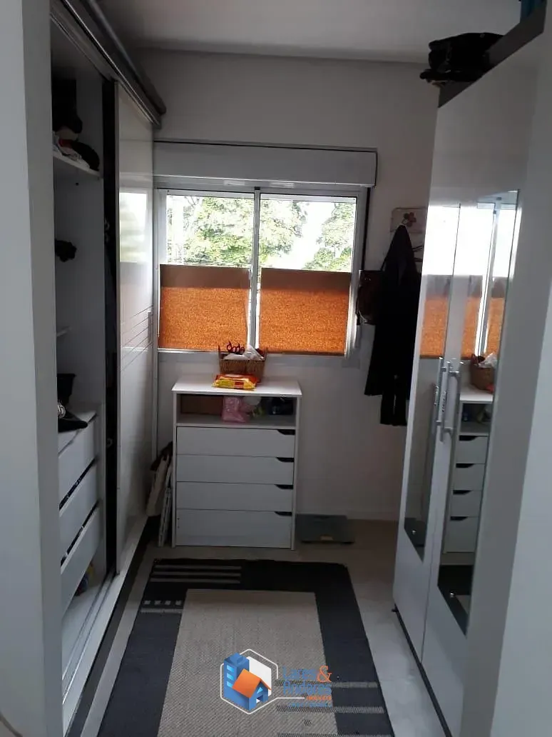 Imagem Sobrado para venda em Planalto Paulista com 4 quartos, sendo 4 suítes, 220m²