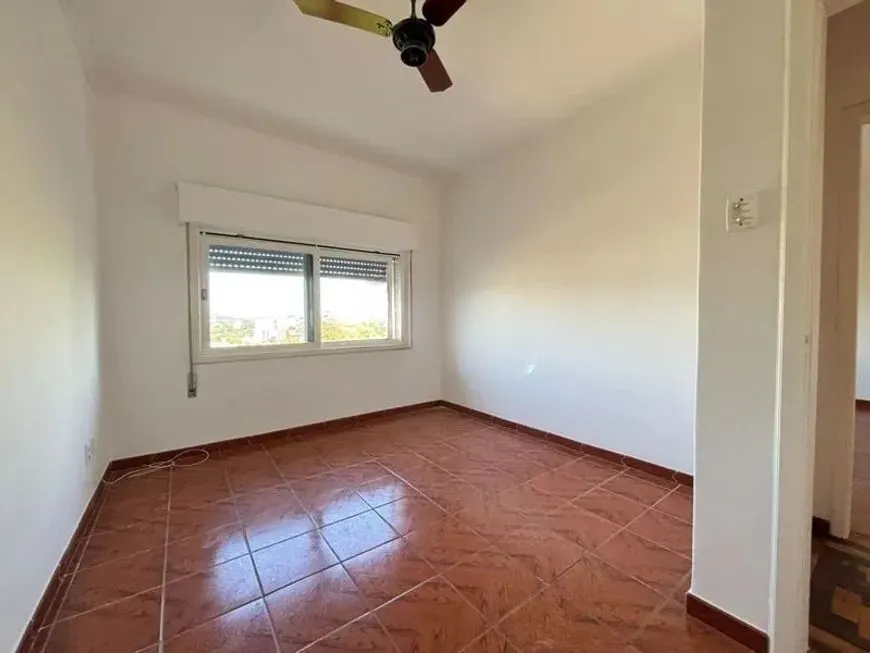 Imagem Casa para venda no bairro Medianeira | 3 dormitórios | Pátio amplo | Espaço gourmet | 298m² | Porto Alegre