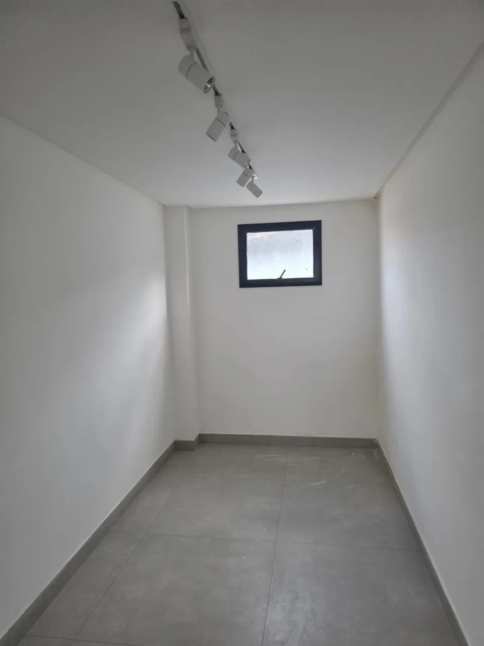Imagem Casa com 6 quartos à venda em Vila Velha