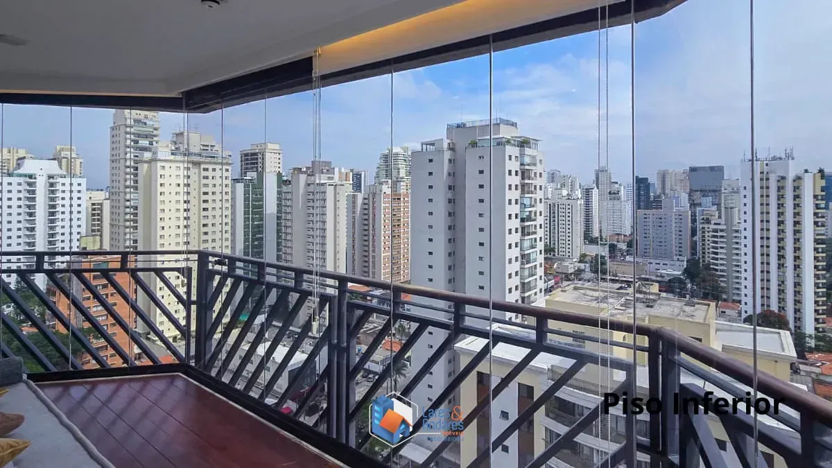 Imagem Cobertura para venda e locação em Campo Belo com 4 quartos, sendo 2 suítes, 440m²