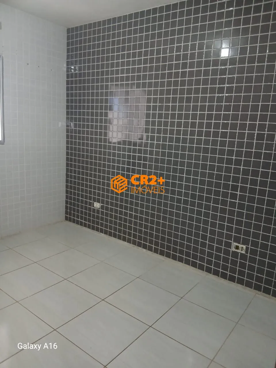 Imagem Vendo apartamento em Candeias, 2 qts. Térreo