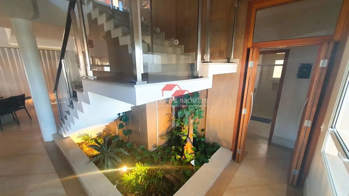 Imagem CASA ASSOBRADADA- CONDOMÍNIO MIRANTE DO CACHOEIRA- PIRACAIA