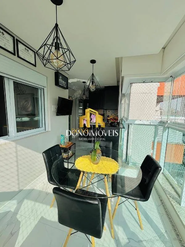 Imagem Apartamento 96 m² | 3 Dorms (1 Suíte) | 2 Vagas | Depósito