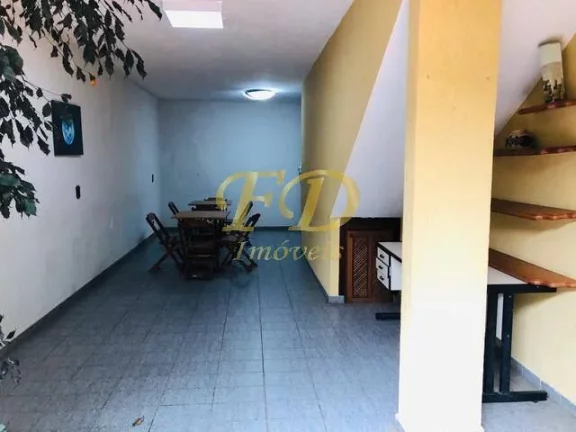 Imagem Casa em Terra Preta