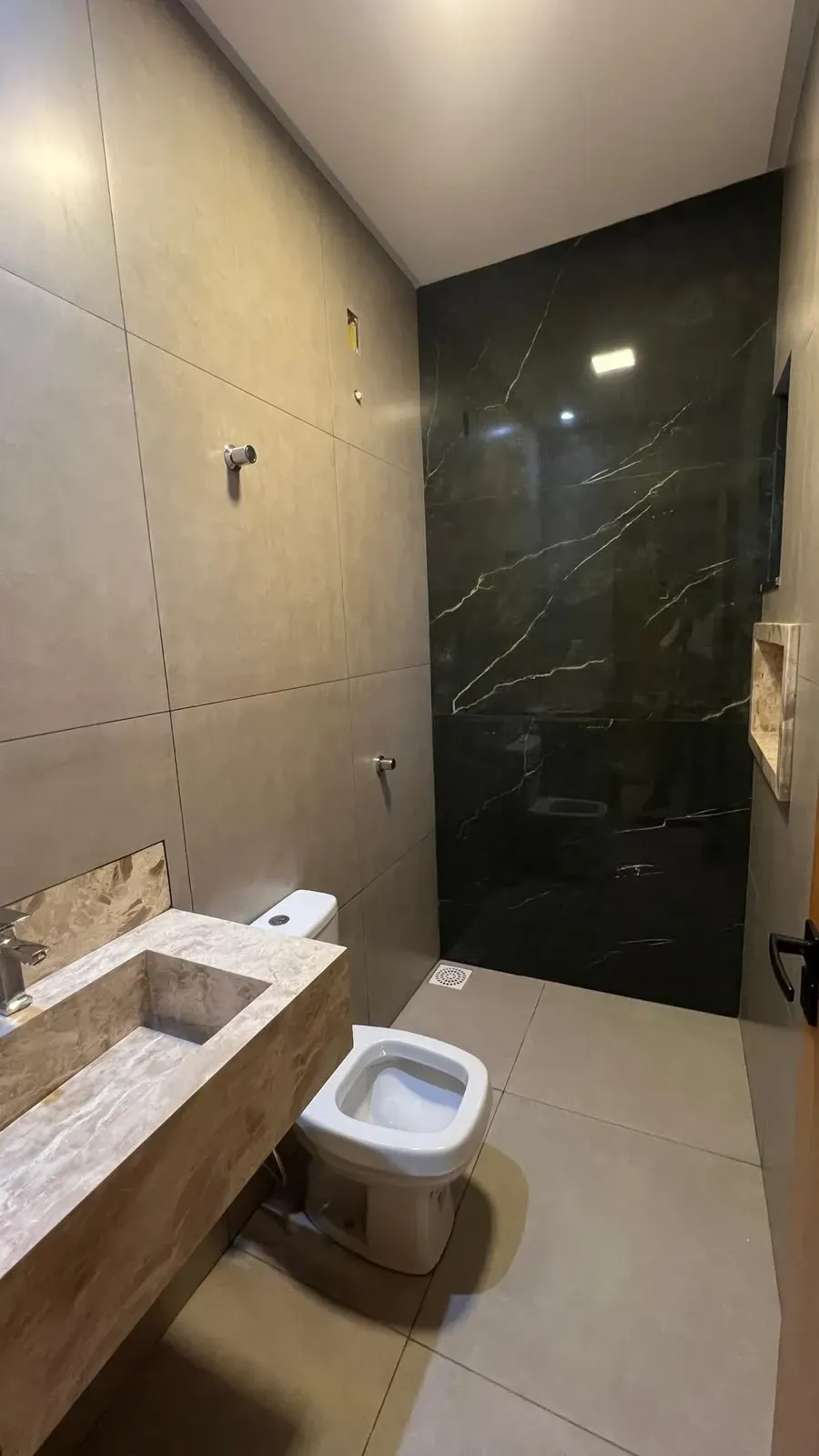 Imagem Casa com 3 Quartos à Venda, 134 m² em Cardoso Continuação - Aparecida de Goiânia