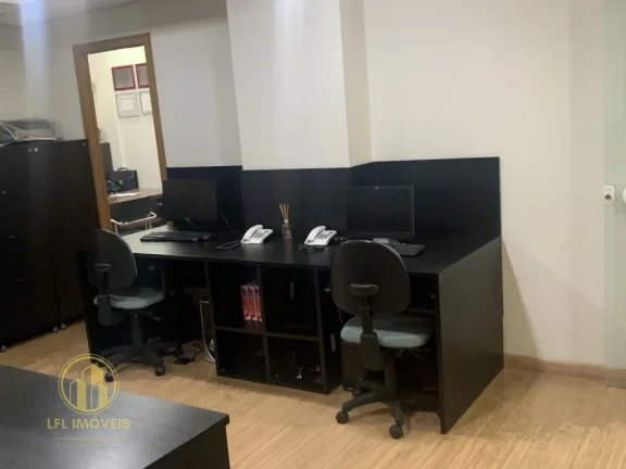 Imagem Conjunto comercial para venda, com 4 salas e 2 vagas. Bela Vista