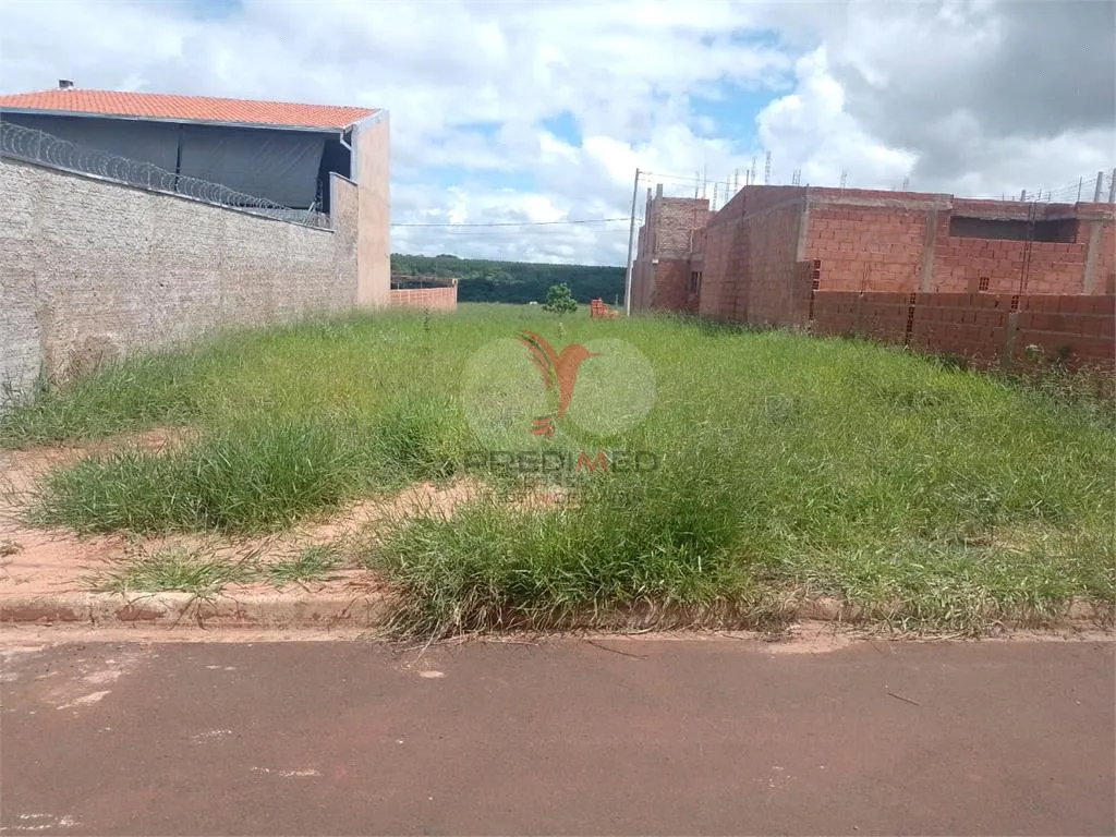 Imagem Lote/Terreno de 242m² no bairro Residencial Vila Da Mata I, em Lençóis Paulista