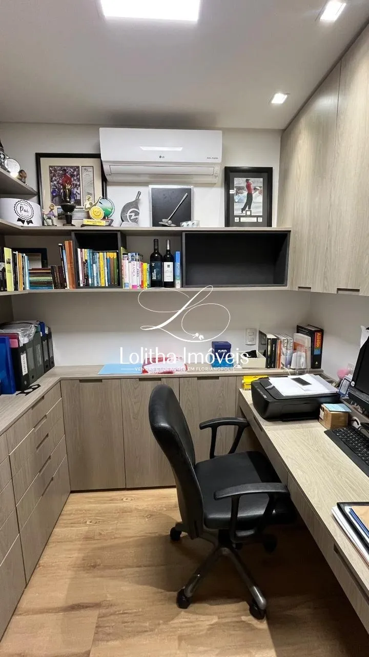 Imagem APARTAMENTO COM 4 DORMITÓRIOS, SENDO 2 SUÍTES À VENDA NO ITACORUBI - FLORIANÓPOLIS/SC