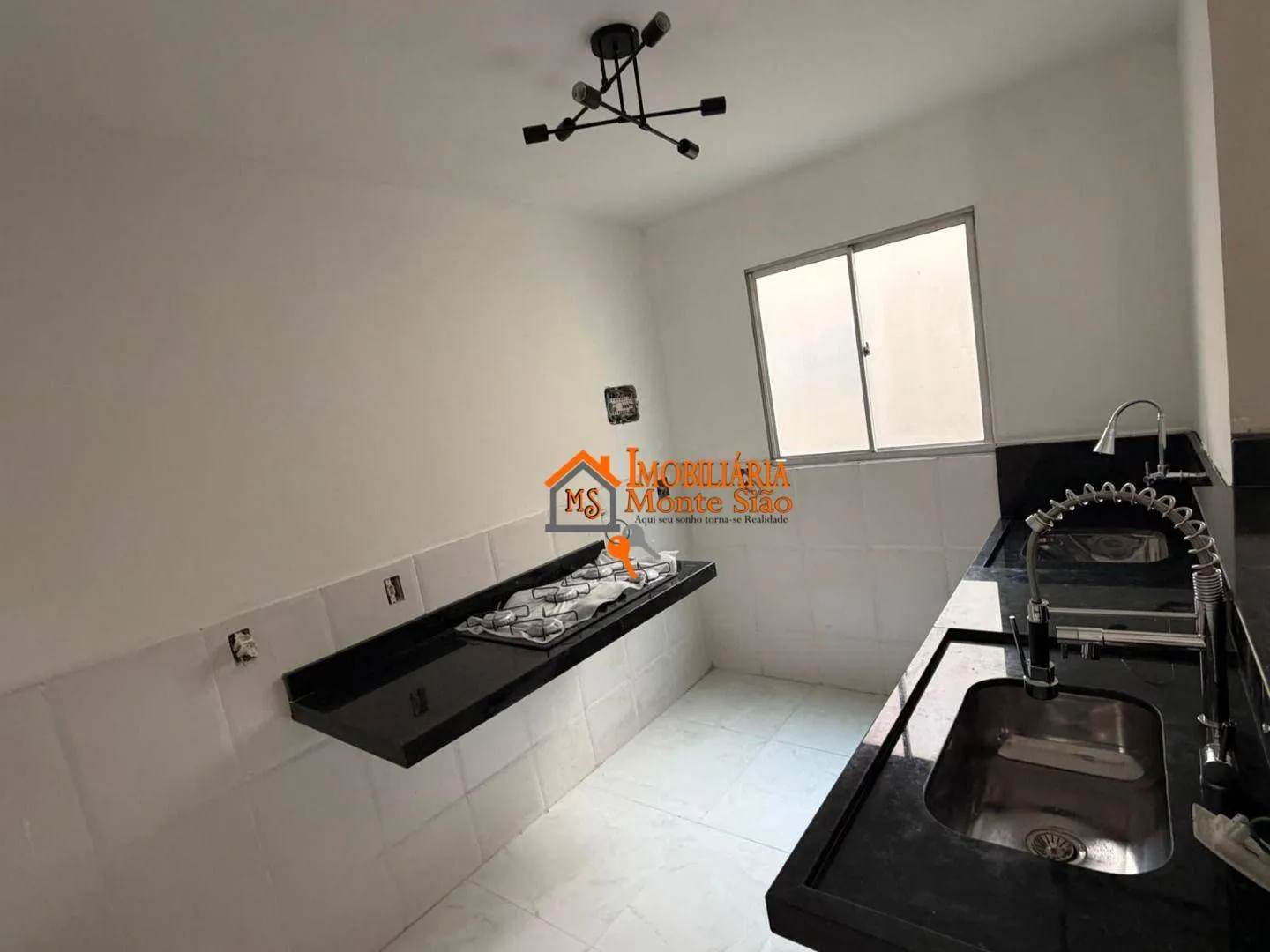 Imagem Apartamento com 2 dormitórios à venda, 45 m² por R$ 265.000,00 - Água Chata - Guarulhos/SP