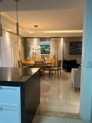 Imagem Casa Ampla em Condomínio de Alto Padrão em Valinhos com 3 Suítes e Sala de Cinema Exclusiva!