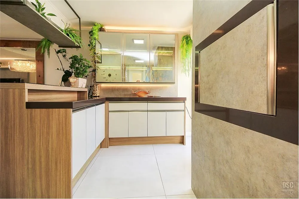 Imagem Casa em condomínio com 3 dormitórios e pátio - São Sebastião