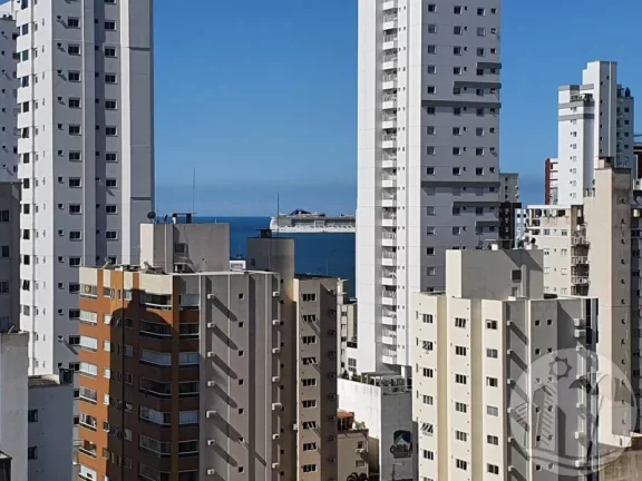 Foto do imóvel Na região mais valorizada de BC, Res. FALLER com 3 Suítes em Rua 3130