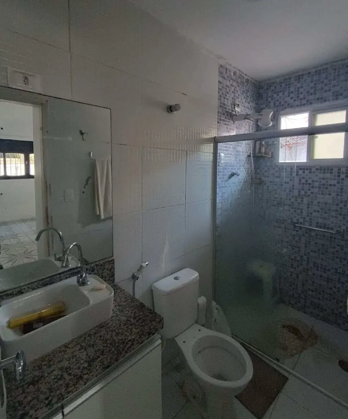 Imagem Casa com 2 Quartos para Alugar, 190 m² em Rosarinho - Recife