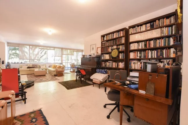 Imagem Apartamento 3 quartos, 1 suite, 1 vaga, 271 m²