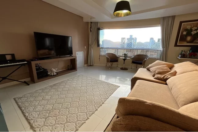 Imagem Apartamento à venda em Balneário Camboriú, Centro, com 4 quartos, 175m2