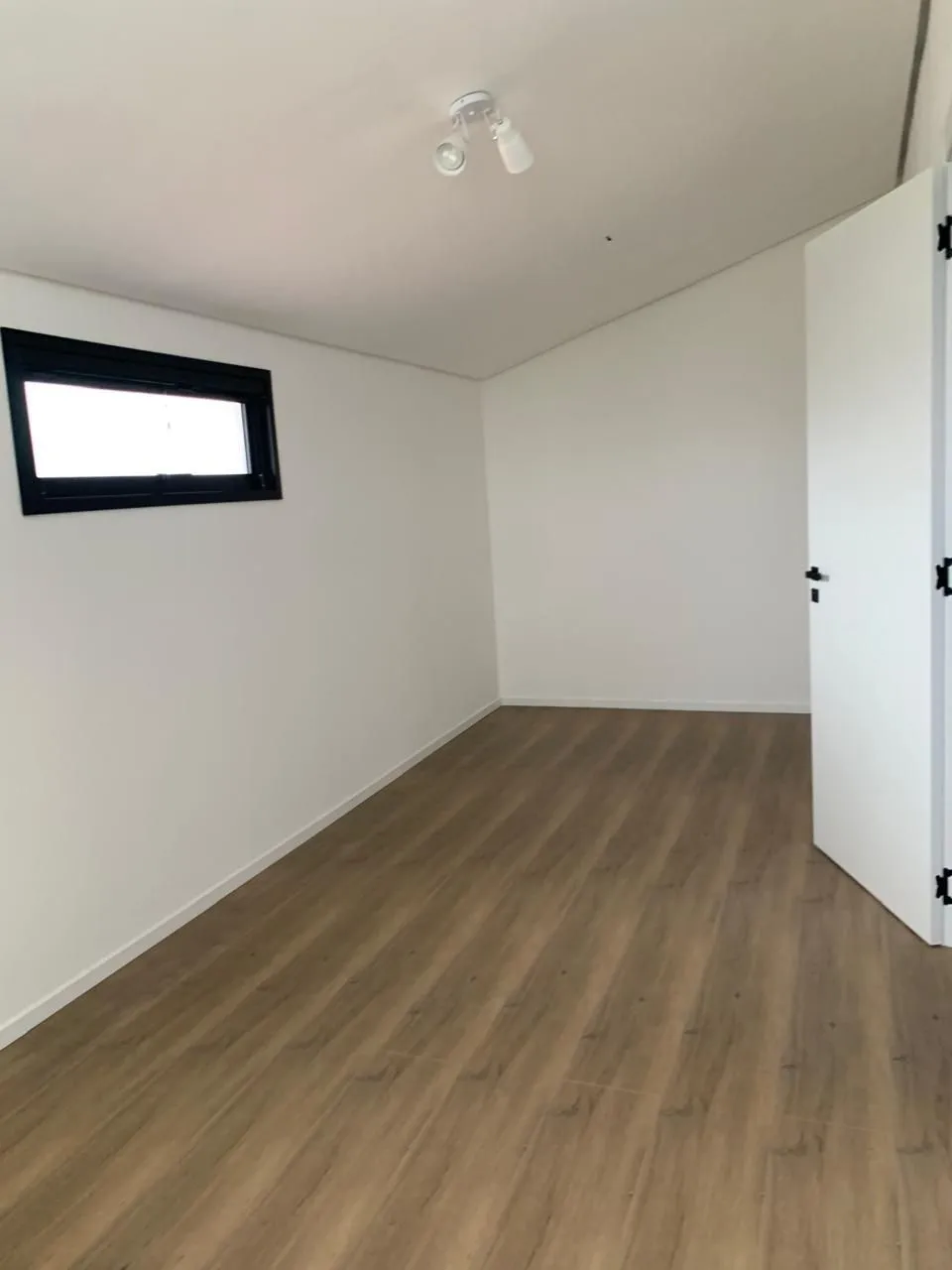 Imagem CASA DE ALTO PADRÃO NO CONDOMÍNIO GREEN VILLAGE - Xangrila/RS