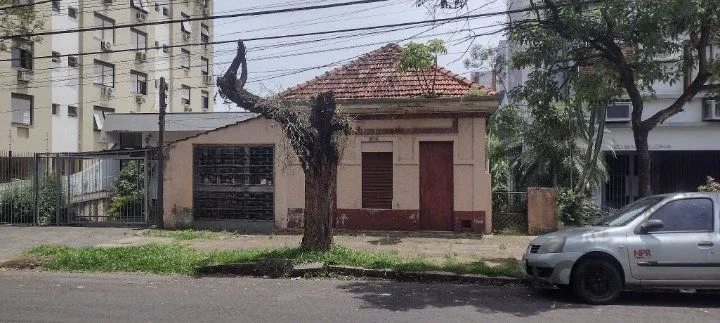 Imagem Terreno no Bairro Higienópolis em Porto Alegre com 348 m2