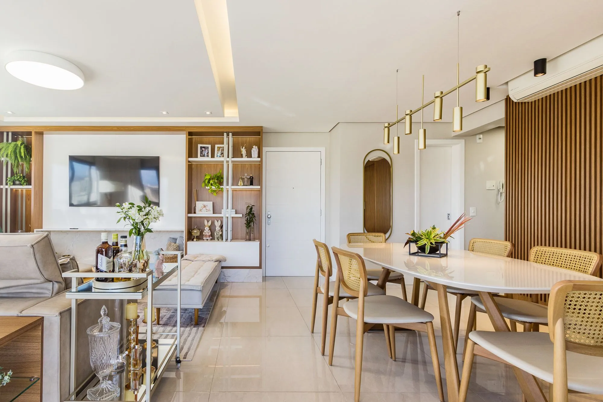 Imagem Apartamento de 3 quartos, 3 suítes e 2 vagas de garagem Higienópolis em POA