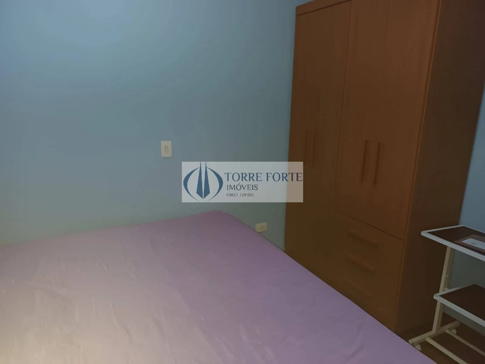 Imagem Ótimo sobrado, espaçoso 288 m² 3 dormitórios 2 suítes sala e garagem ampla