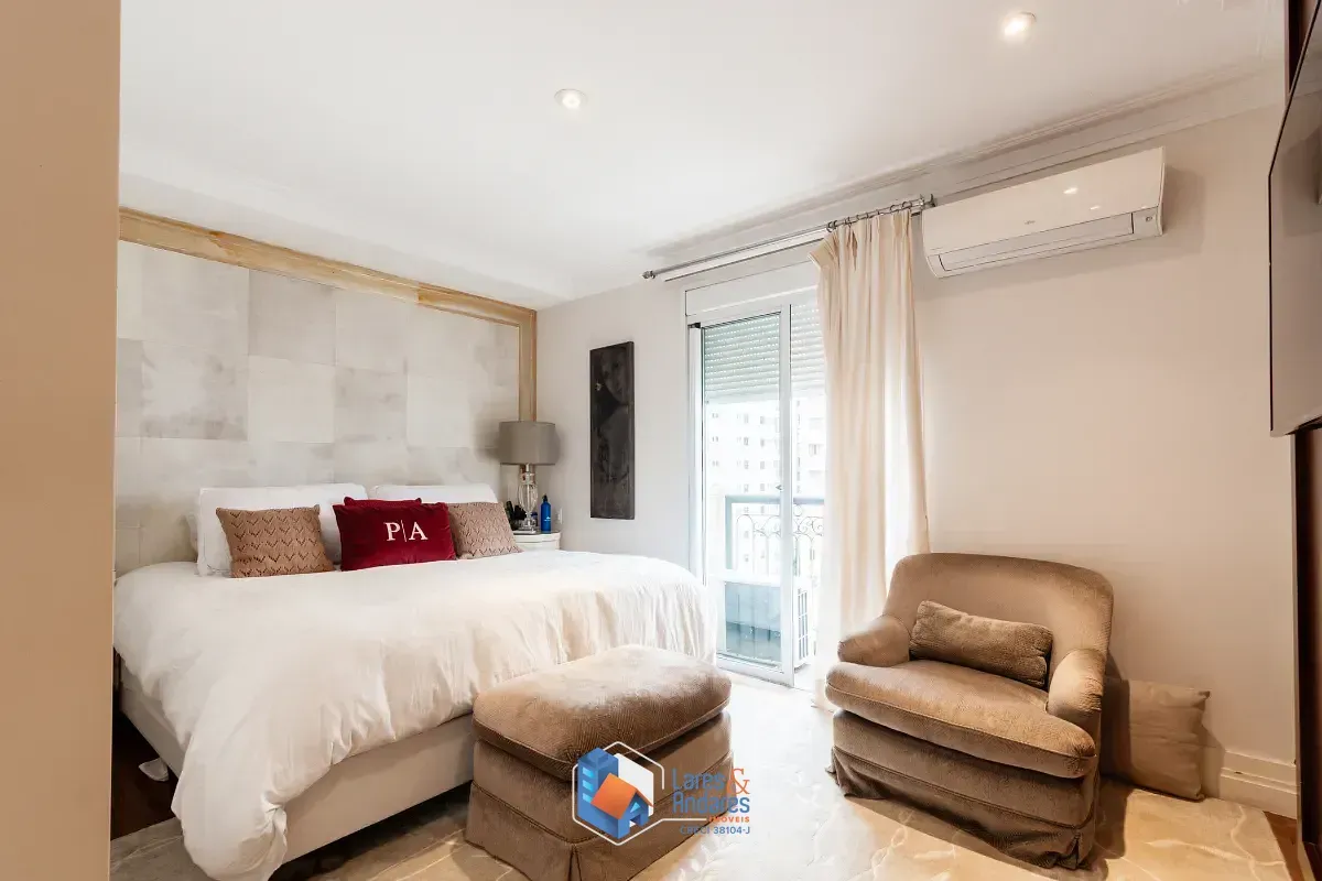Imagem Apartamento para venda em Indianópolis com 4 quartos, sendo 3 suítes, 250m²