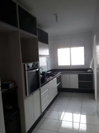 Imagem Apartamento lindo com cozinha planejada no bairro Ocian.
