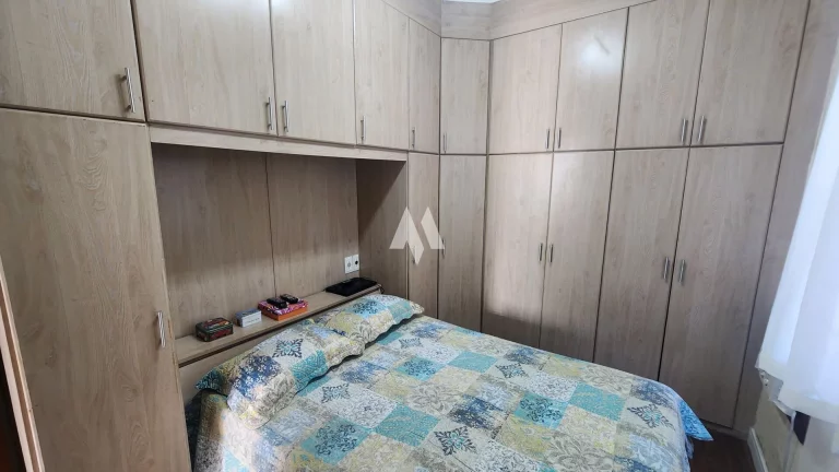 Imagem Oásis Urbano no Embaré: Sobrado Exclusivo com Piscina e Conforto Absoluto, 3 dormitórios, 1 suíte